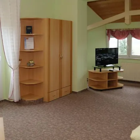 Jeschkenblick Gasthof 3*